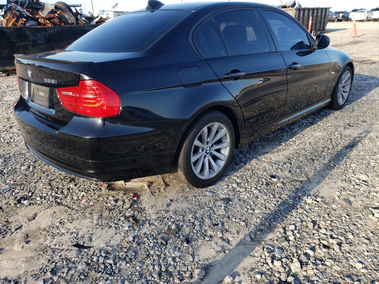 Photo 4 from auction – 2009 BMW 328 I with VIN WBAPH77509NM45871