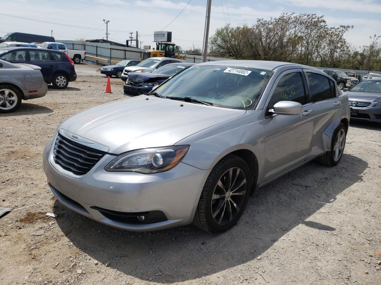 Photo 2 from auction – 2013 CHRYSLER 200 TOURIN with VIN 1C3CCBBB6DN545146