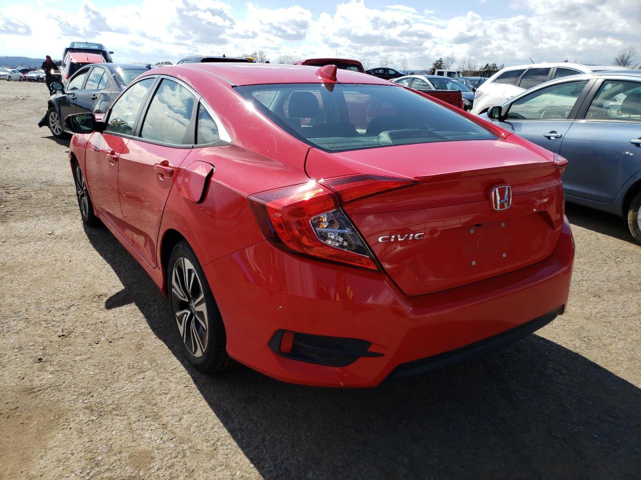 Photo 3 from auction – 2018 HONDA CIVIC EXL with VIN JHMFC1F75JX033398