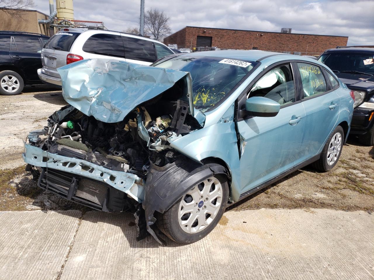 Photo 2 from auction – 2012 FORD FOCUS SE with VIN 1FAHP3F24CL450705