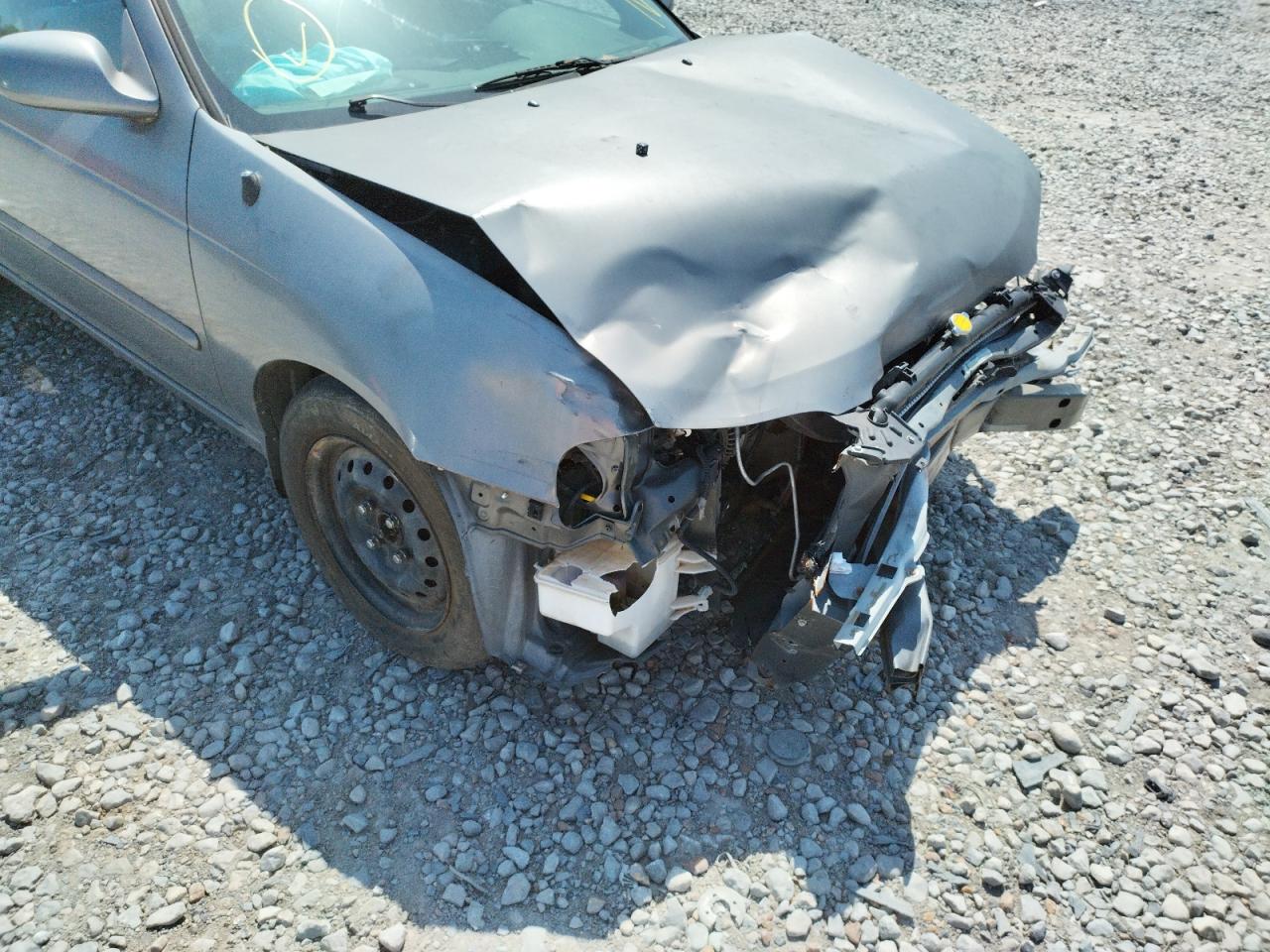 Photo 9 from auction – 2001 NISSAN SENTRA XE with VIN 3N1CB51D71L512237