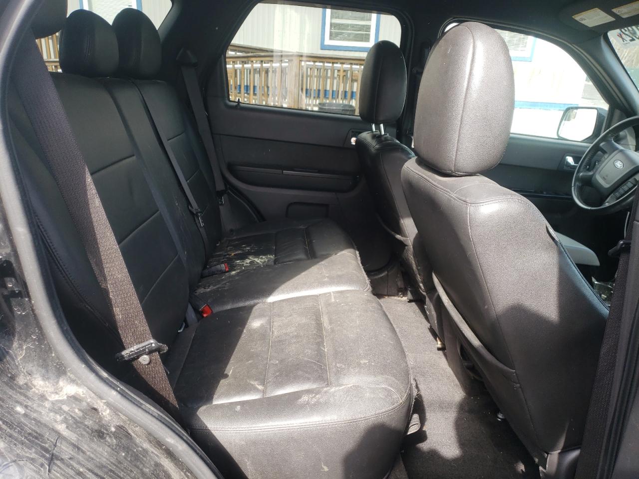 Photo 6 from auction – 2010 FORD ESCAPE LIM with VIN 1FMCU9EG0AKA85595