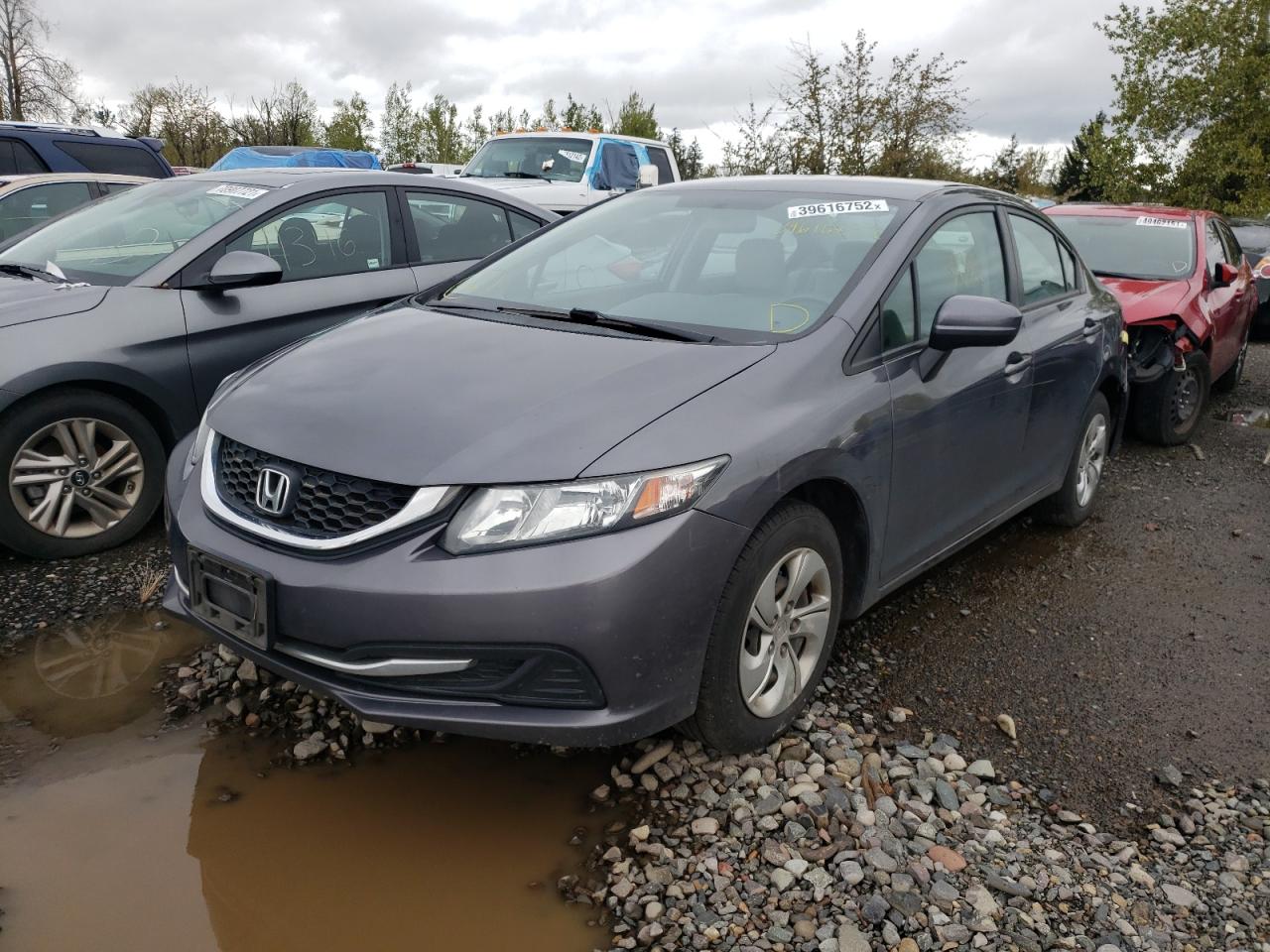 Photo 2 from auction – 2015 HONDA CIVIC LX with VIN 2HGFB2F55FH549735