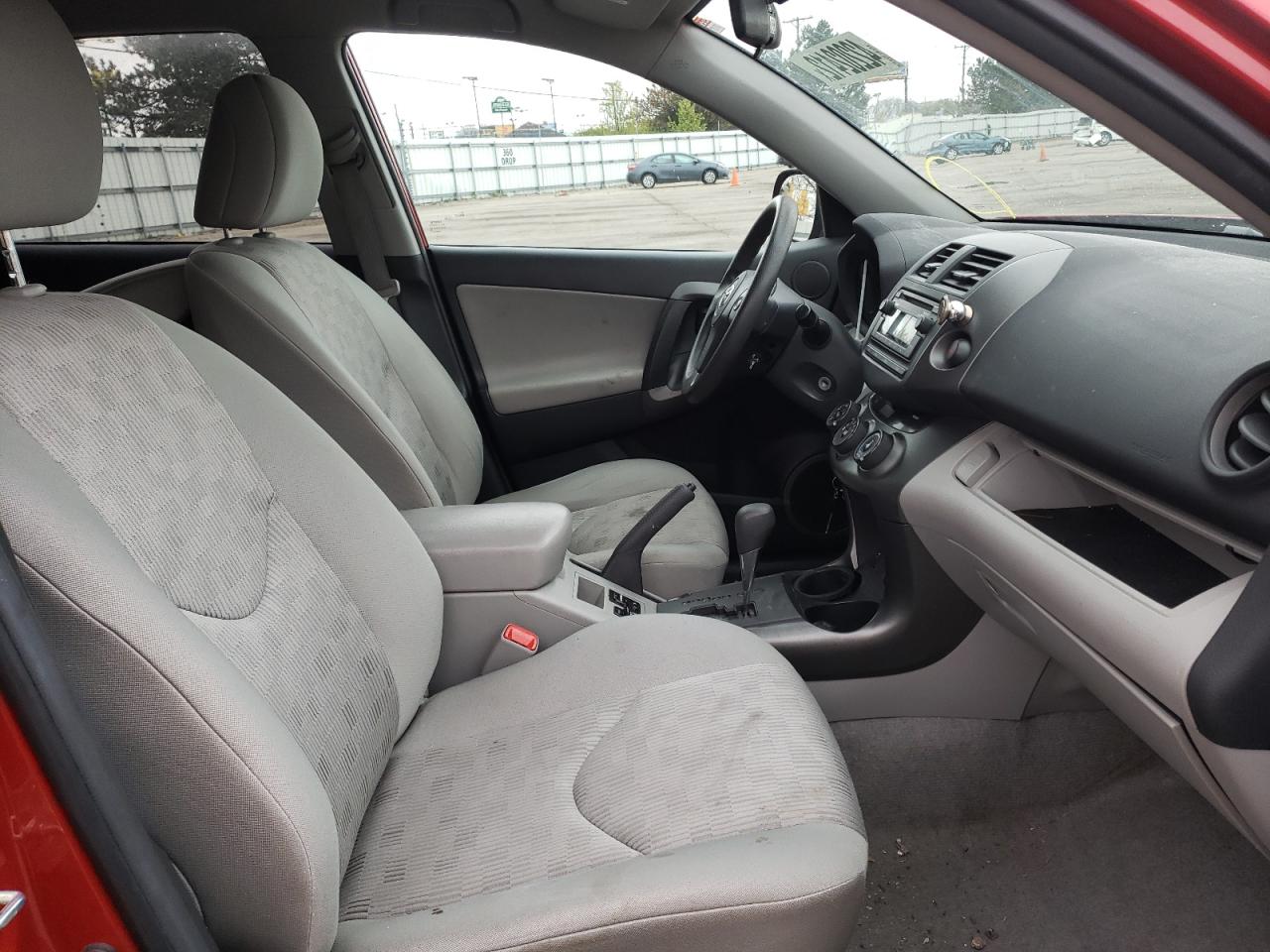Photo 5 from auction – 2012 TOYOTA RAV4 with VIN 2T3ZF4DV7CW135124