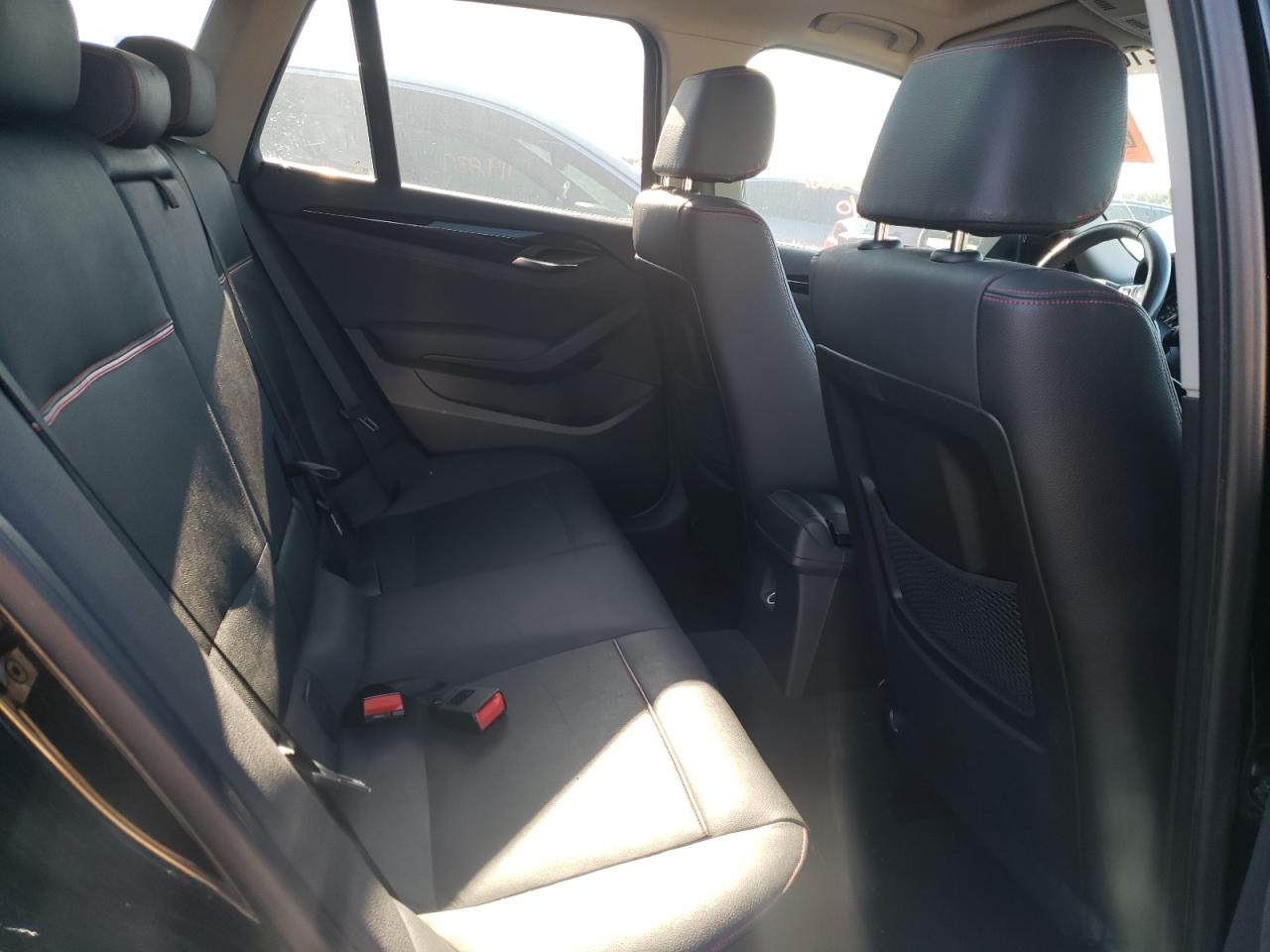 Photo 6 from auction – 2014 BMW X1 SDRIVE2 with VIN WBAVM1C51EVW47456