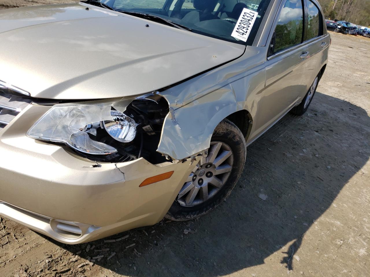 Photo 9 from auction – 2010 CHRYSLER SEBRING TO with VIN 1C3CC4FB2AN139981