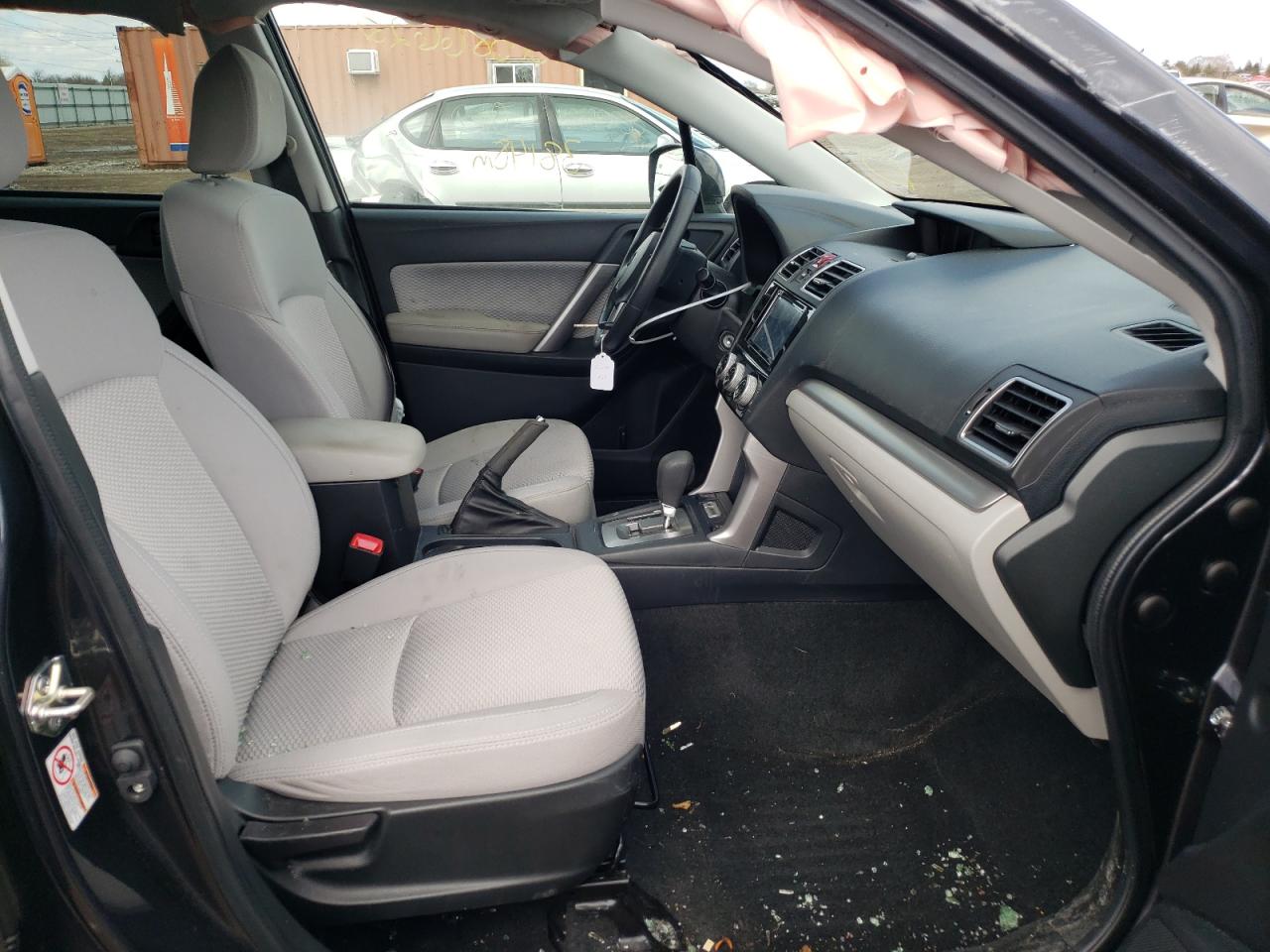 Photo 5 from auction – 2018 SUBARU FORESTER 2 with VIN JF2SJAGC8JH428740