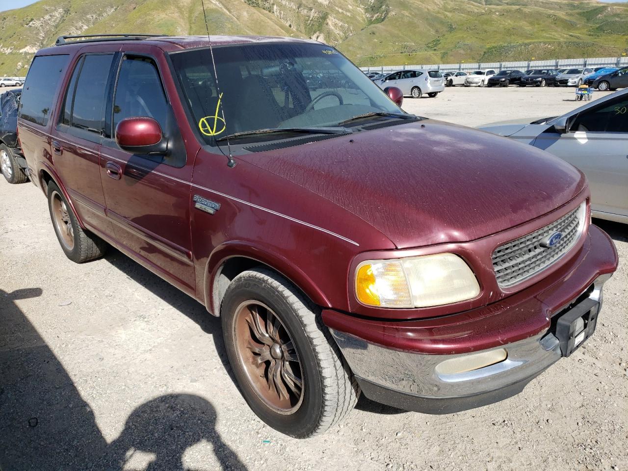 Photo 1 from auction – 1998 FORD EXPEDITION with VIN 1FMEU17L7WLA10687