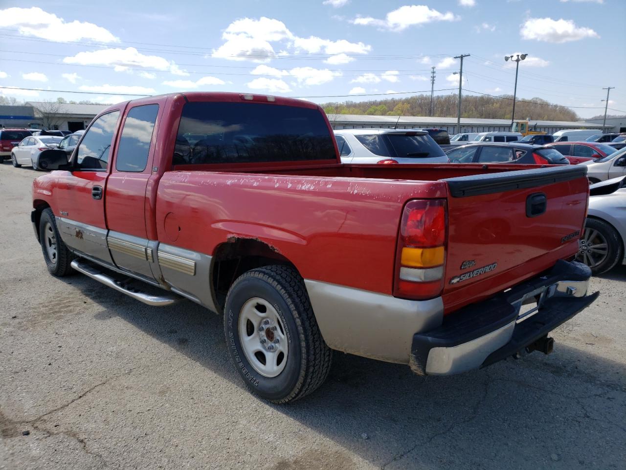 Photo 3 from auction – 2001 CHEVROLET SILVERADO with VIN 2GCEC19T811308569
