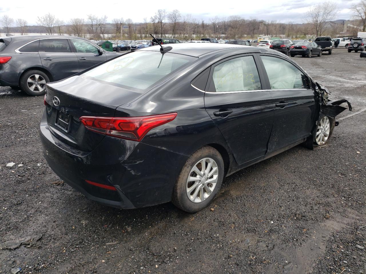 Photo 4 from auction – 2019 HYUNDAI ACCENT SE with VIN 3KPC24A35KE070546
