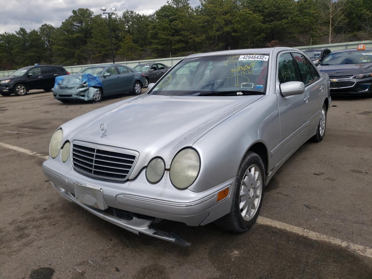 Photo 2 from auction – 2001 MERCEDES-BENZ E 320 4MAT with VIN WDBJF82J01X061816