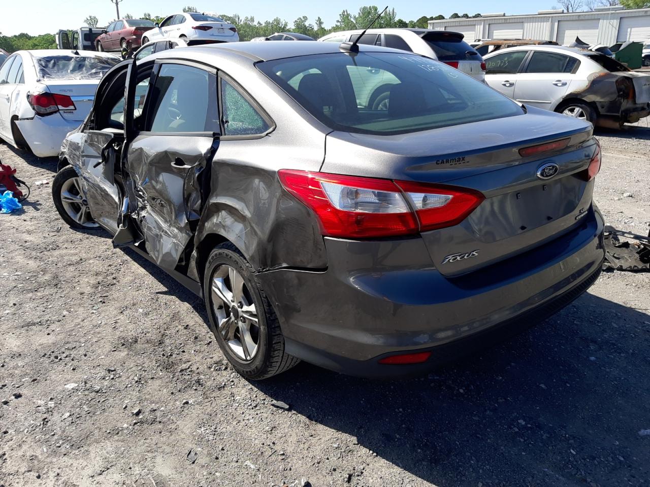 Photo 3 from auction – 2014 FORD FOCUS SE with VIN 1FADP3F28EL166012