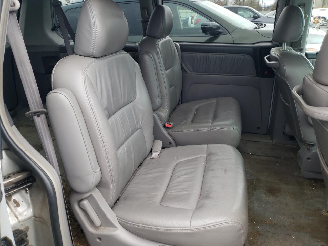 Photo 6 from auction – 2003 HONDA ODYSSEY with VIN 5FNRL18903B117851
