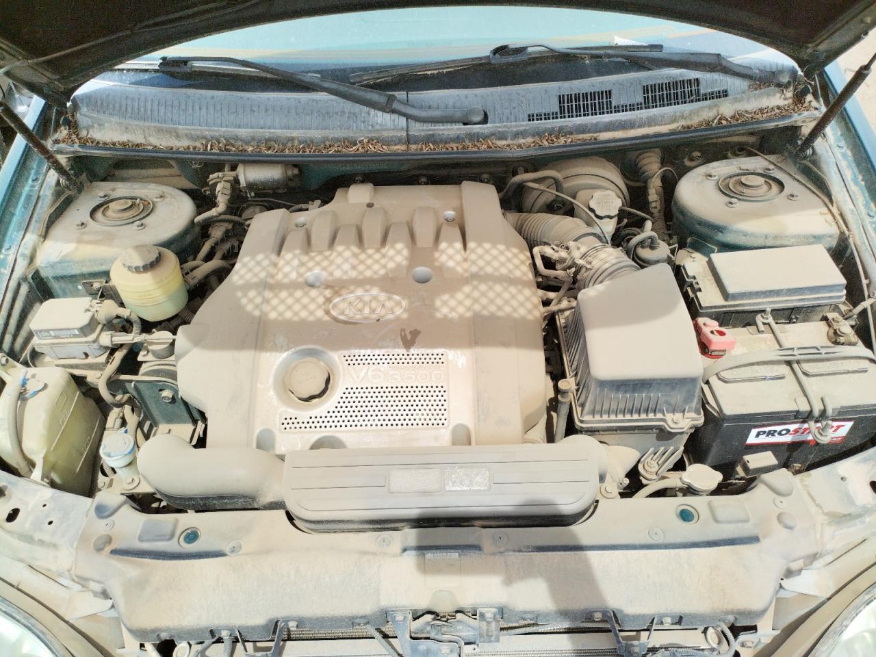 Photo 7 from auction – 2004 KIA SEDONA EX with VIN KNDUP131546595390