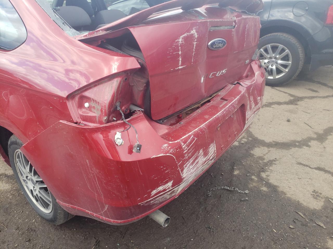 Photo 9 from auction – 2010 FORD FOCUS SE with VIN 1FAHP3FN2AW137741