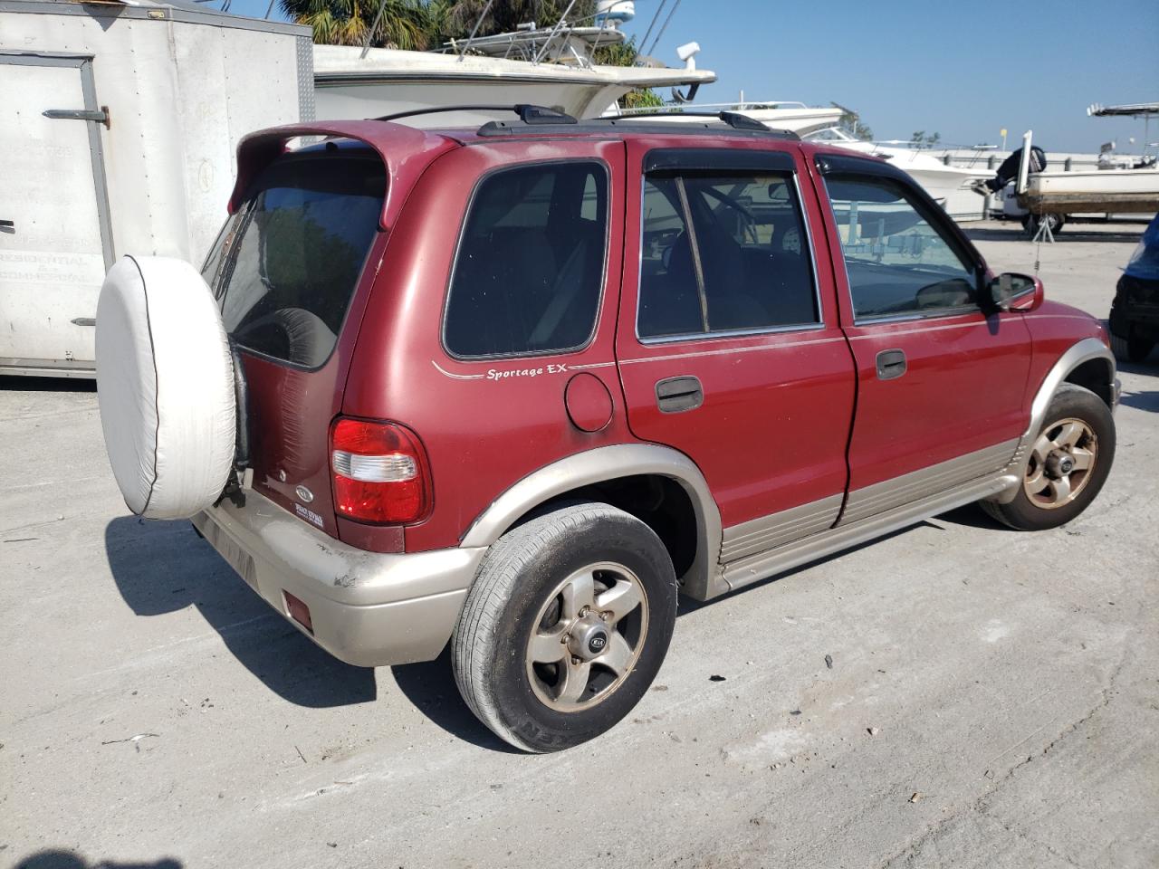 Photo 4 from auction – 2000 KIA SPORTAGE with VIN KNDJB7231Y5624337