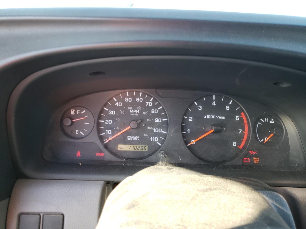Photo 8 from auction – 2000 NISSAN FRONTIER K with VIN 1N6DD26S9YC419210