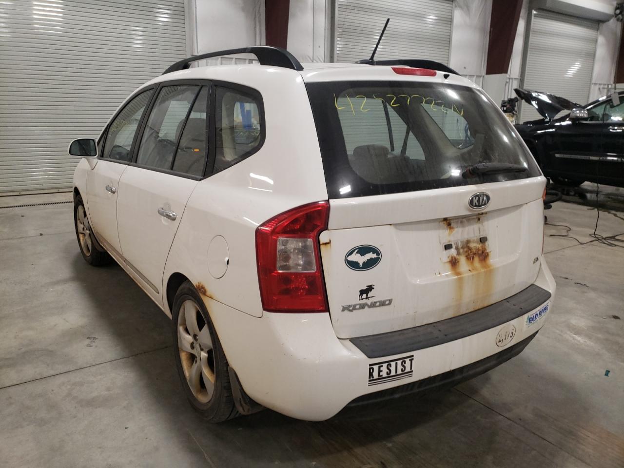 Photo 3 from auction – 2009 KIA RONDO BASE with VIN KNAFG528797275162