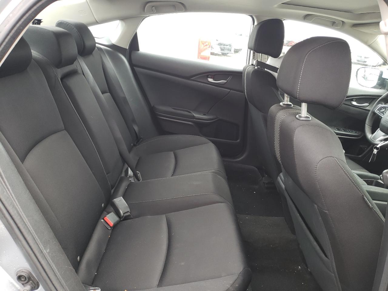 Photo 6 from auction – 2017 HONDA CIVIC EX with VIN 2HGFC1F30HH639920