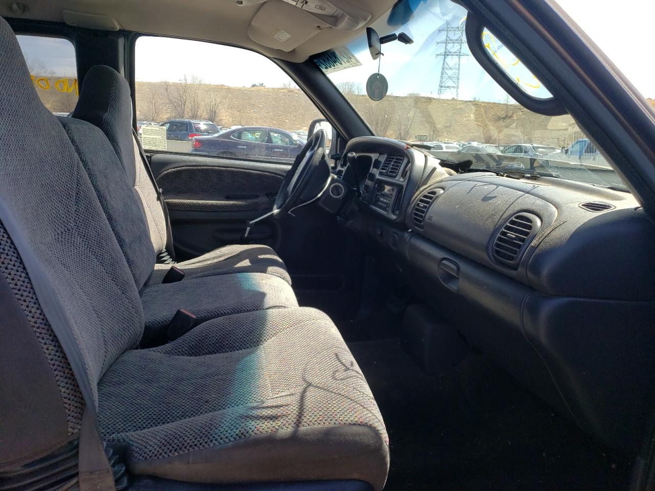 Photo 5 from auction – 2001 DODGE RAM 1500 with VIN 3B7HC13Z81G204889