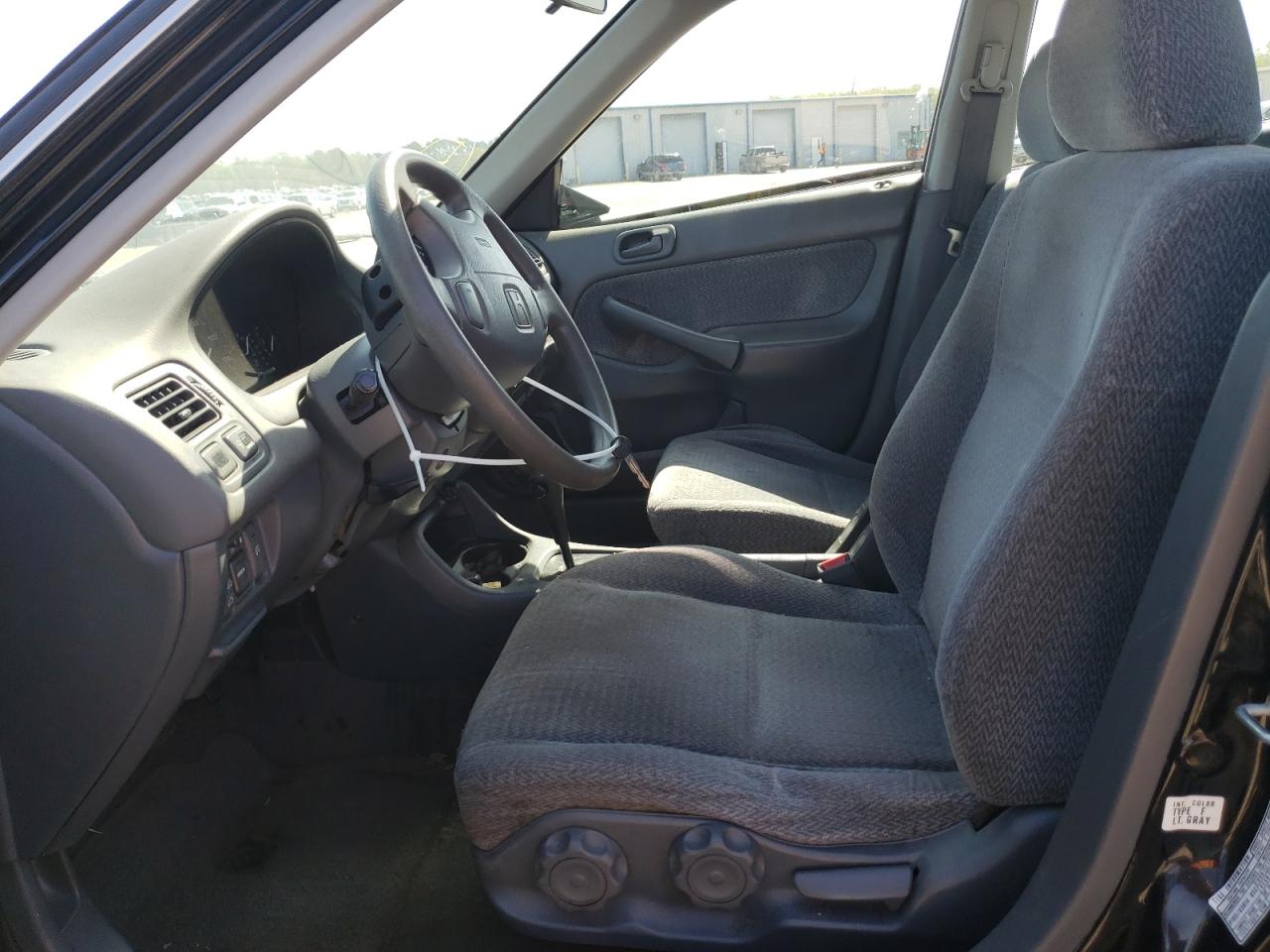 Photo 5 from auction – 2000 HONDA CIVIC with VIN JHMEJ8642YS002844