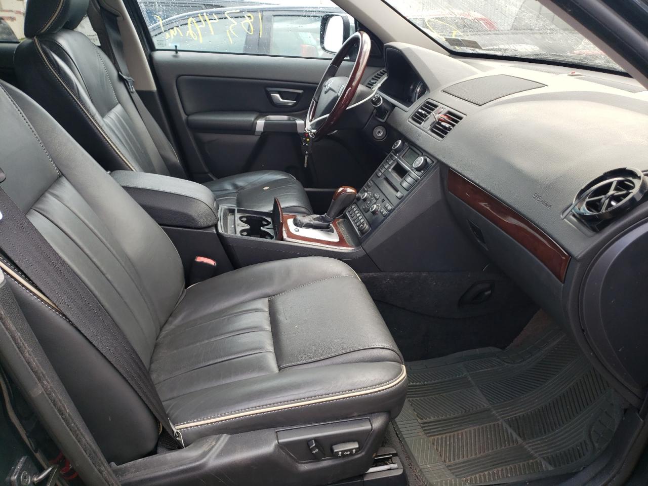Photo 5 from auction – 2013 VOLVO XC90 3.2 with VIN YV4952CZ2D1654137