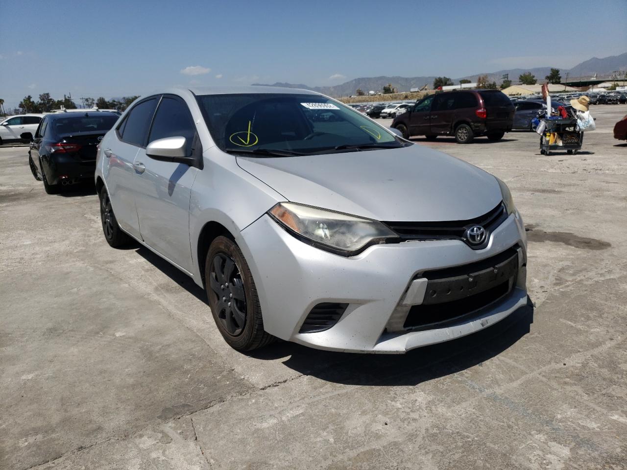 TOYOTA COROLLA L 2015 with VIN 5YFBURHE4FP298620 - Photo from auction