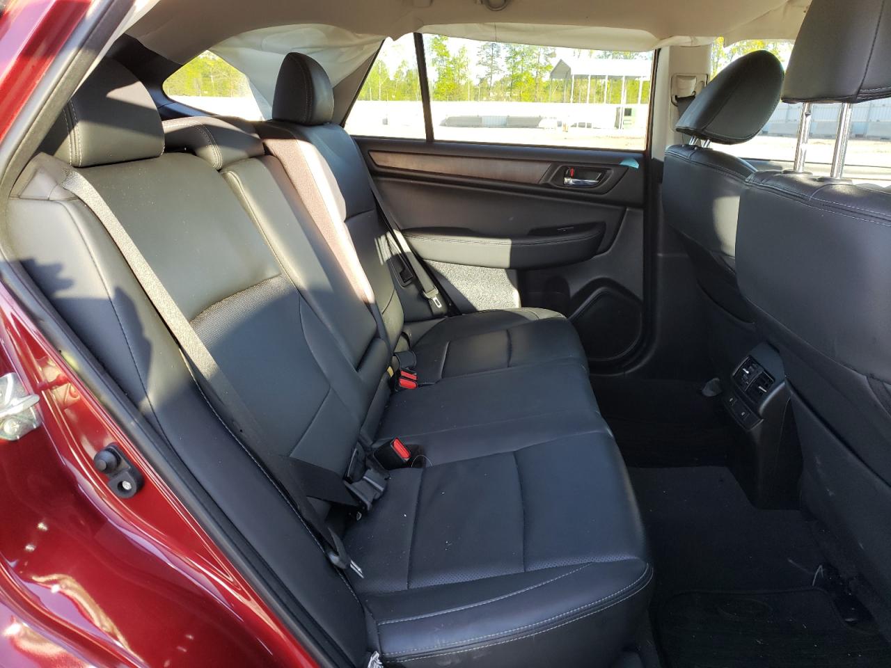 Photo 6 from auction – 2017 SUBARU OUTBACK 2. with VIN 4S4BSANC7H3264401