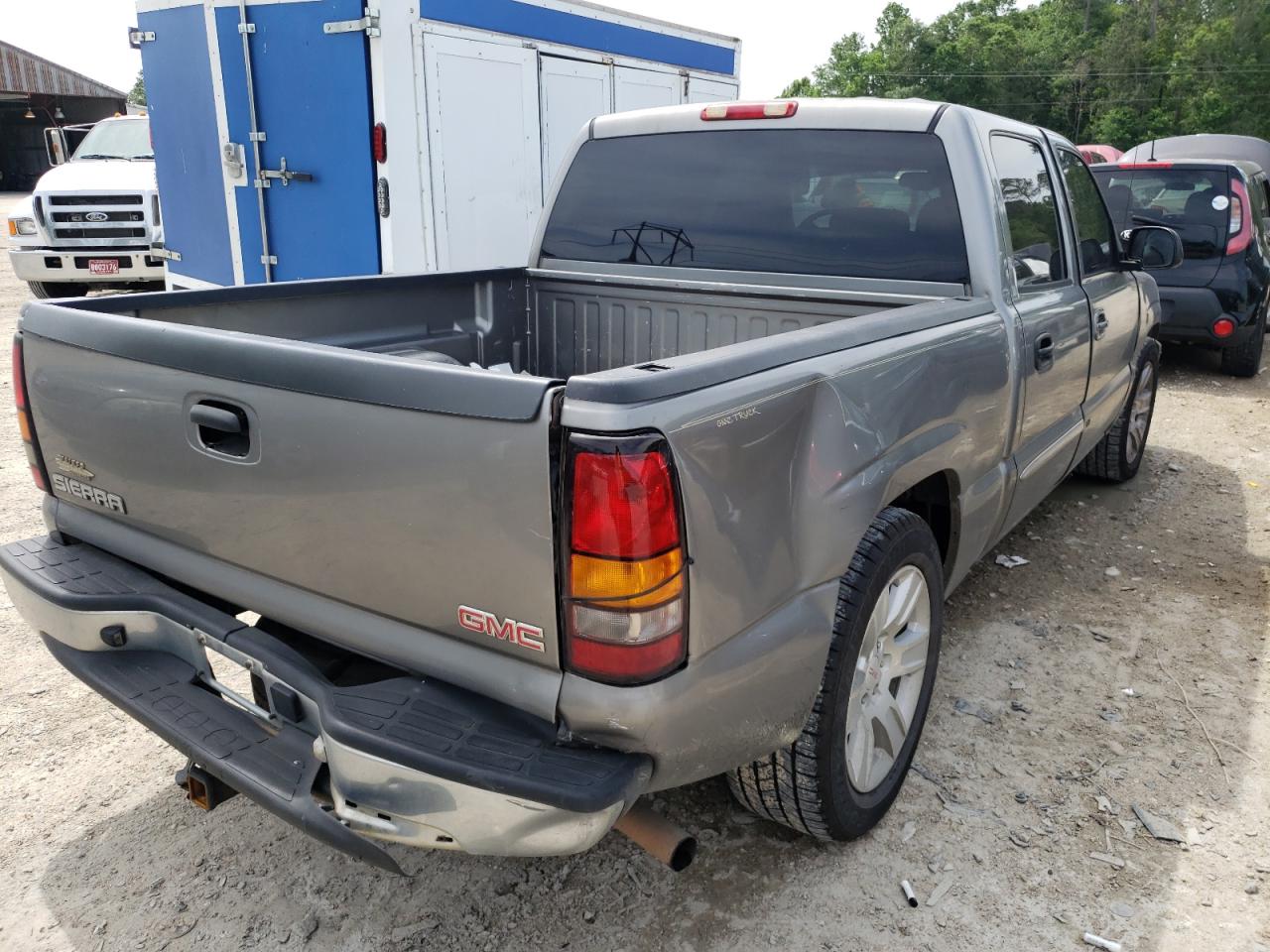 Photo 4 from auction – 2006 GMC NEW SIERRA with VIN 2GTEC13T561238092
