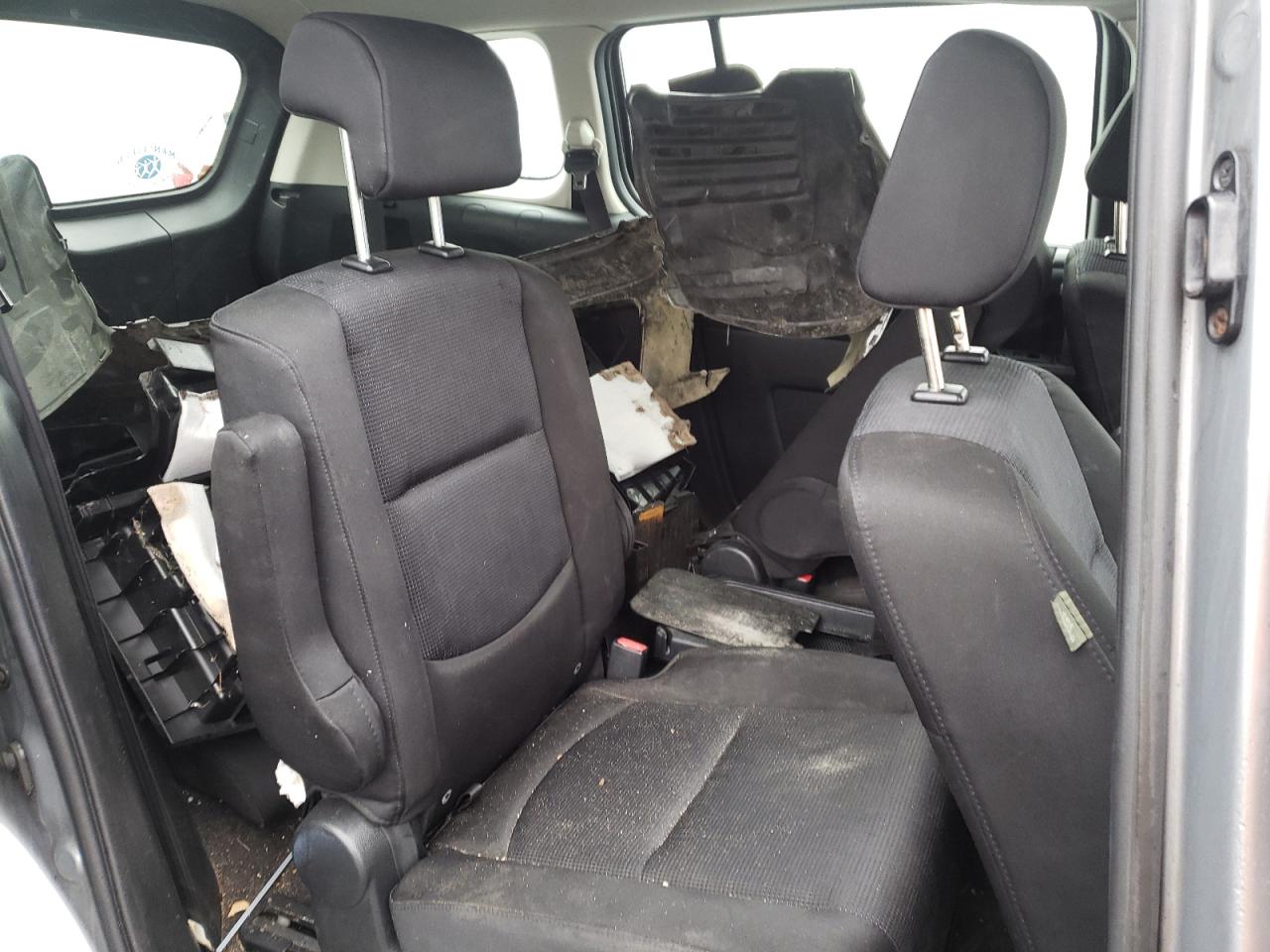 Photo 6 from auction – 2010 MAZDA 5 with VIN JM1CR2WL3A0388682
