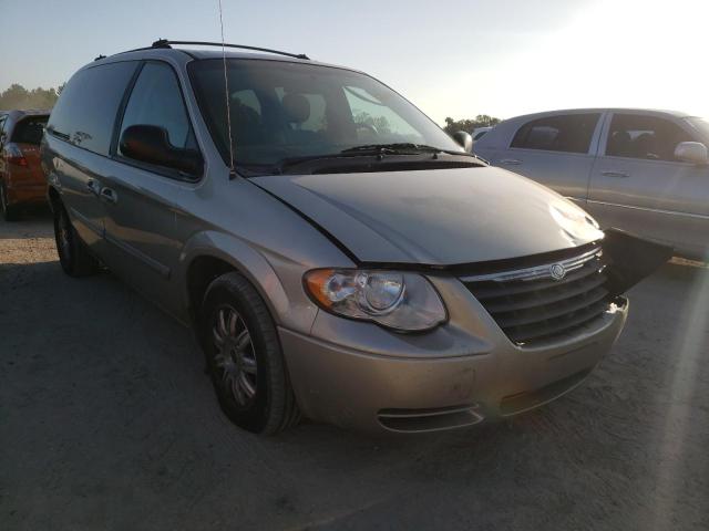 Photo 1 from auction – 2005 CHRYSLER TOWN & COU with VIN 2C4GP54L35R327159