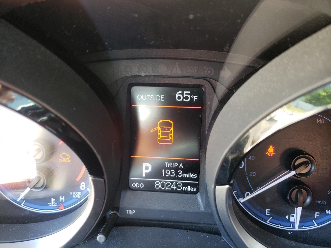 Photo 8 from auction – 2015 TOYOTA COROLLA L with VIN 2T1BURHE6FC258684