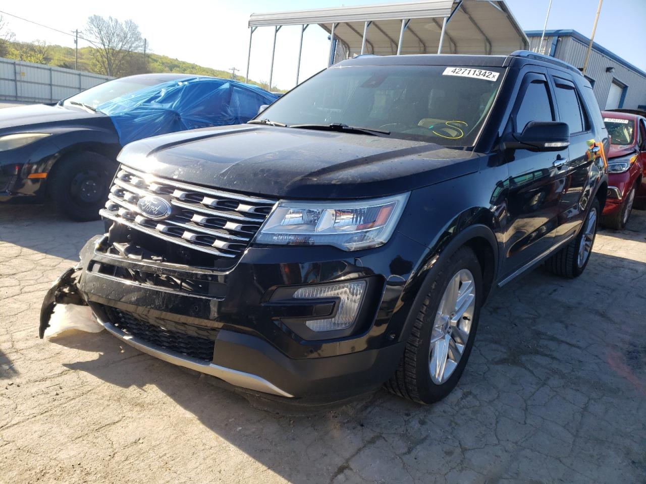 Photo 2 from auction – 2017 FORD EXPLORER L with VIN 1FM5K7F84HGA92024
