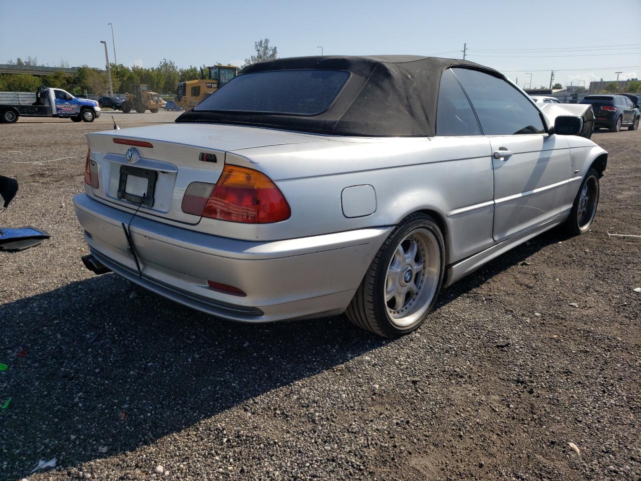 Photo 4 from auction – 2003 BMW 325CI with VIN WBABS33413PG89335