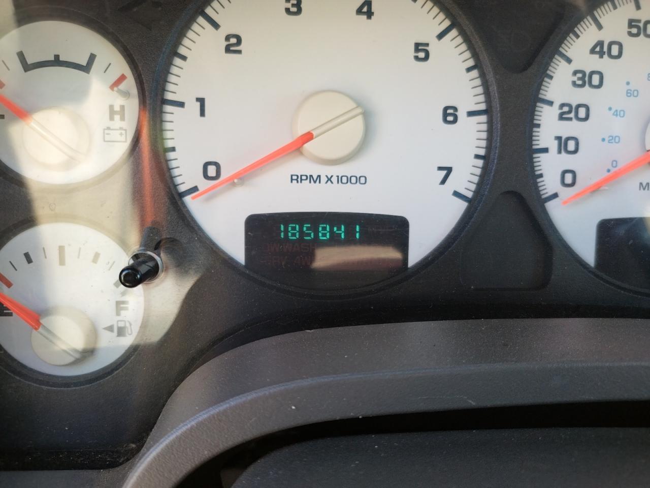 Photo 8 from auction – 2004 DODGE RAM 1500 S with VIN 1D7HA18N74S525885