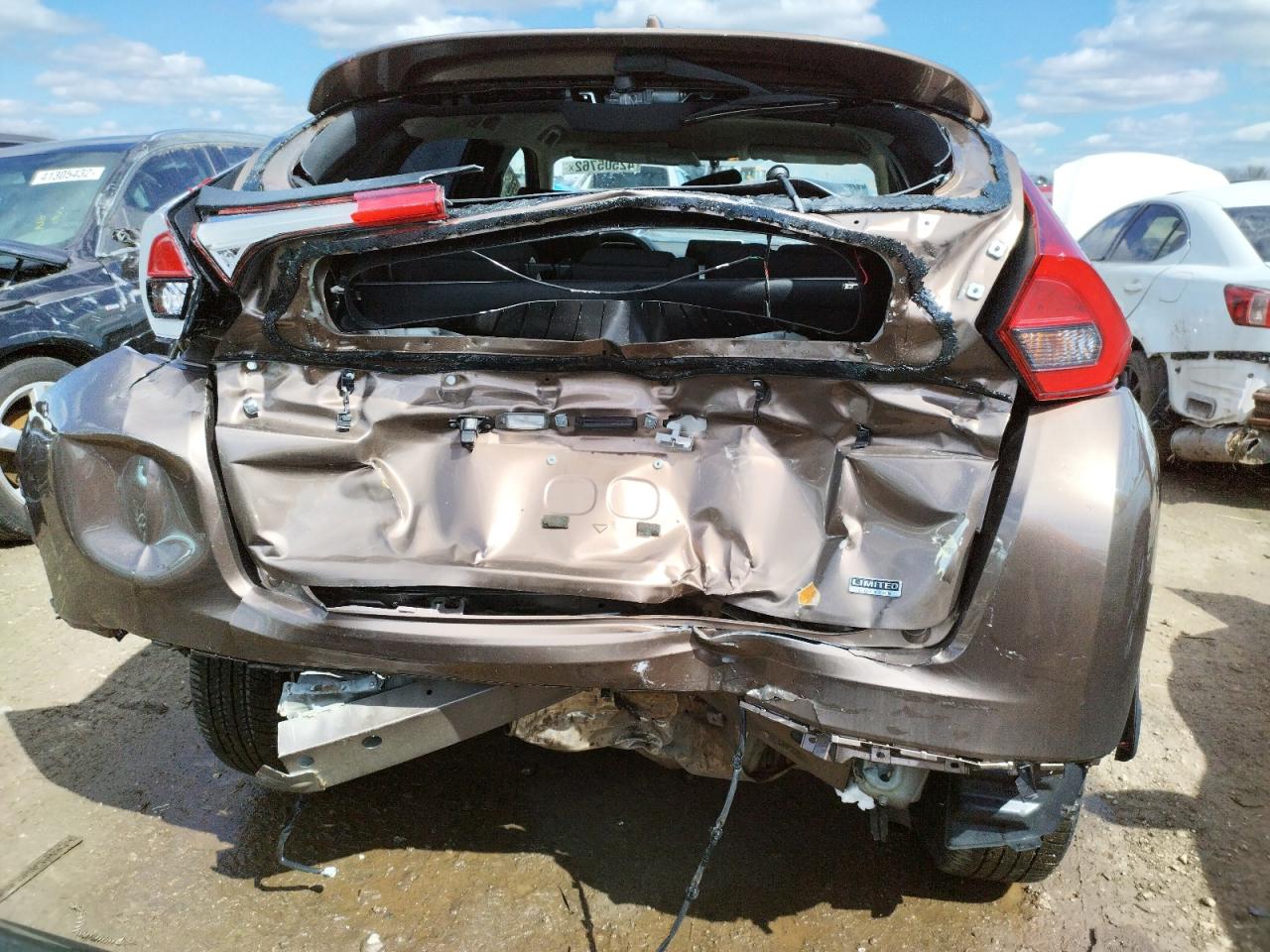 Photo 9 from auction – 2020 MITSUBISHI ECLIPSE CR with VIN JA4AS4AA9LZ037491