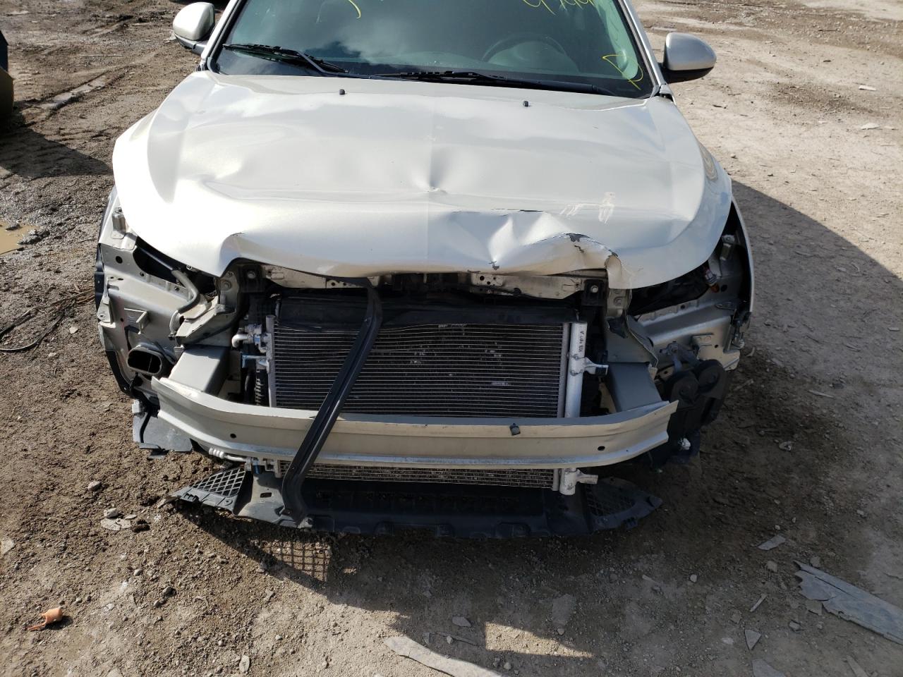 Photo 9 from auction – 2014 CHEVROLET CRUZE LT with VIN 1G1PC5SB4E7474476