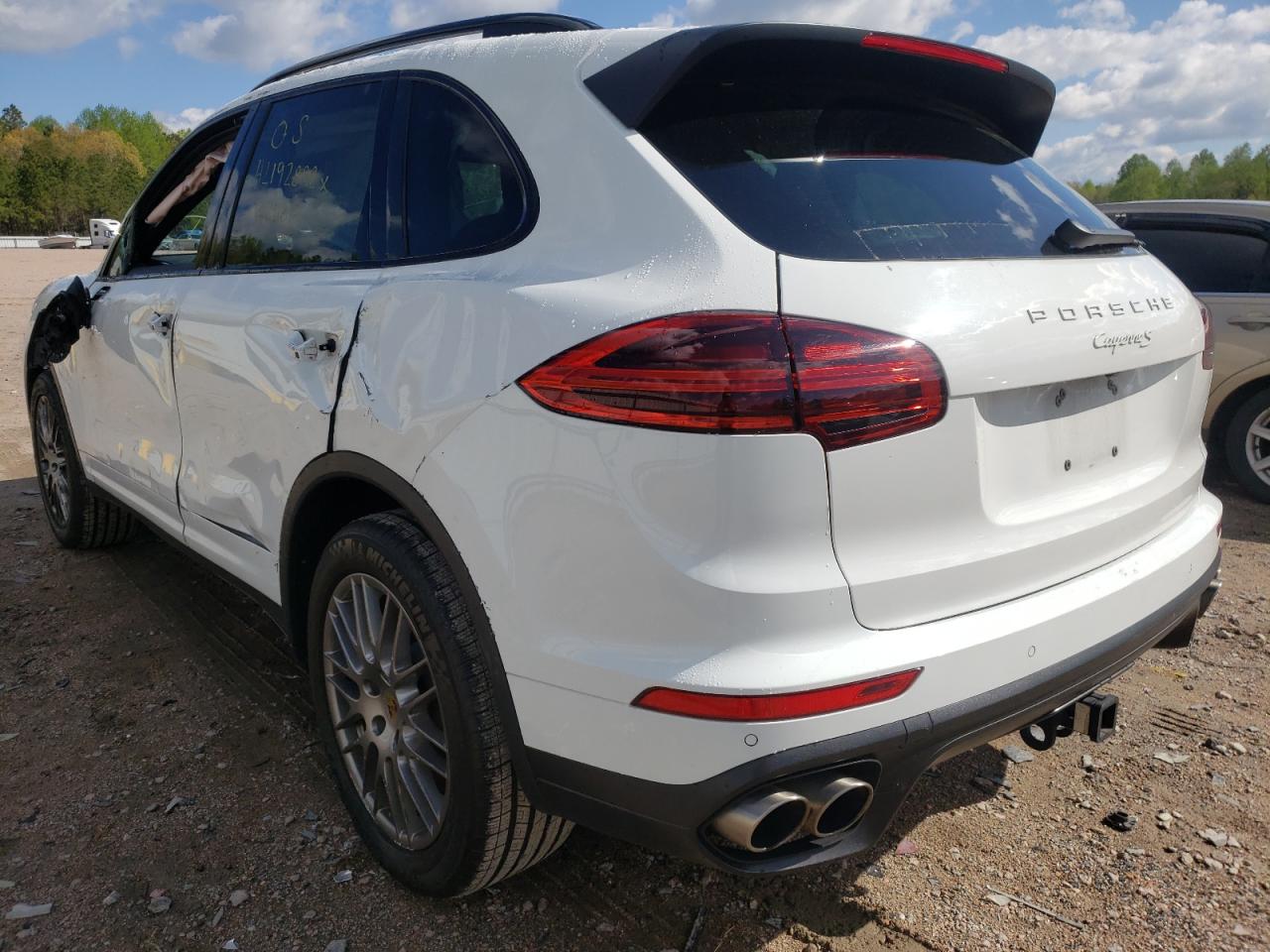 Photo 3 from auction – 2017 PORSCHE CAYENNE S with VIN WP1AB2A29HLA52097