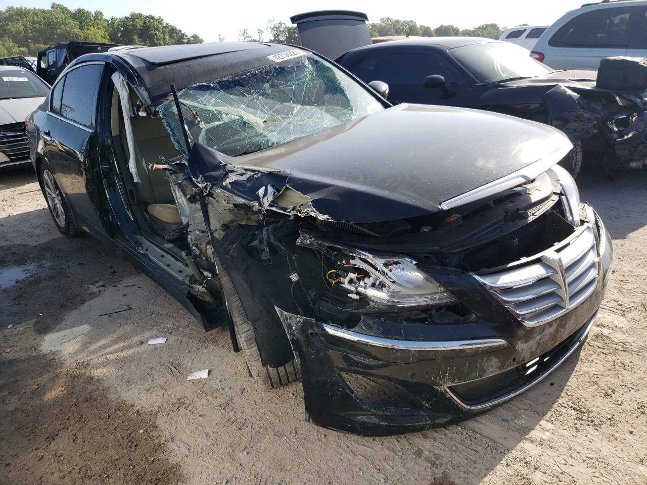 Photo 1 from auction – 2012 HYUNDAI GENESIS 3. with VIN KMHGC4DD0CU167204