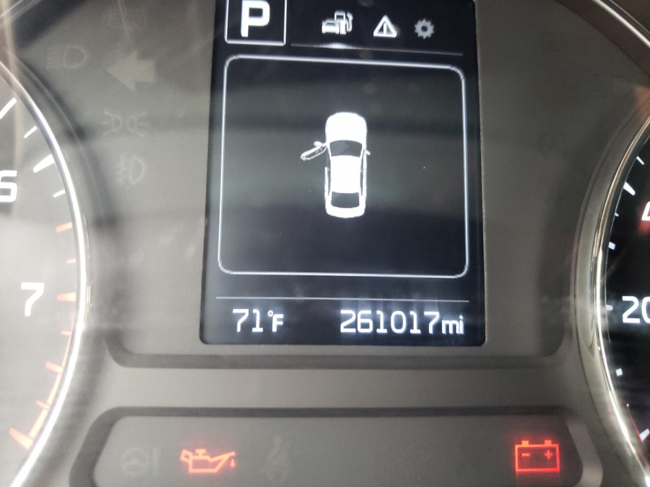 Photo 8 from auction – 2017 KIA FORTE LX with VIN 3KPFL4A73HE068915