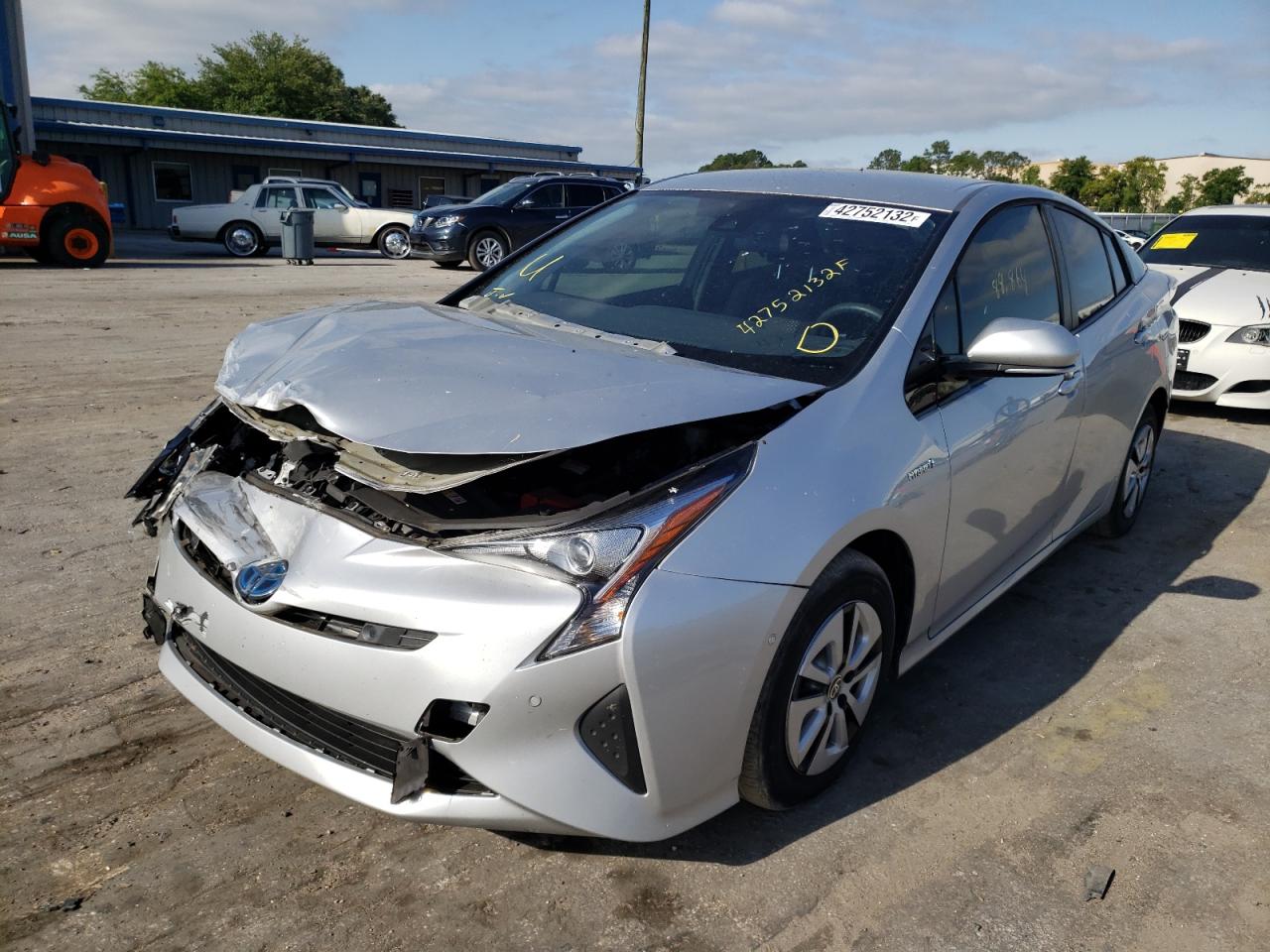 Photo 2 from auction – 2018 TOYOTA PRIUS with VIN JTDKBRFU7J3582485