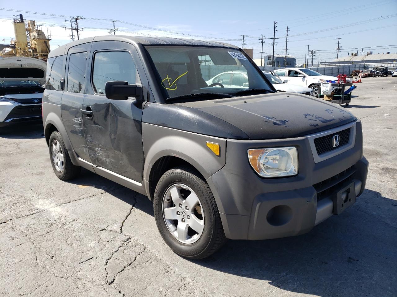 HONDA ELEMENT EX 2004 with VIN 5J6YH185X4L005691 - Photo from auction