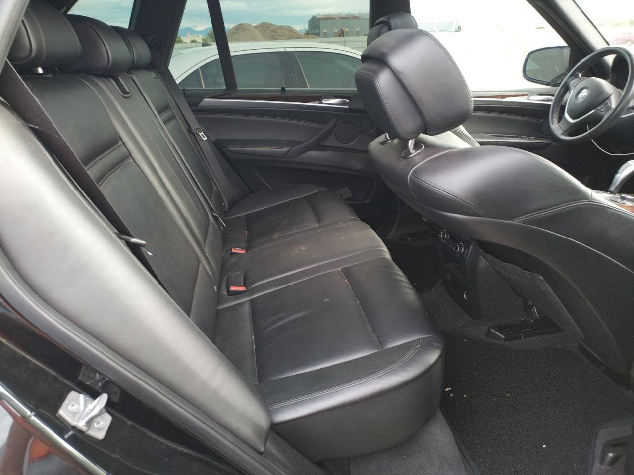 Photo 6 from auction – 2012 BMW X5 XDRIVE5 with VIN 5UXZV8C56CL424119