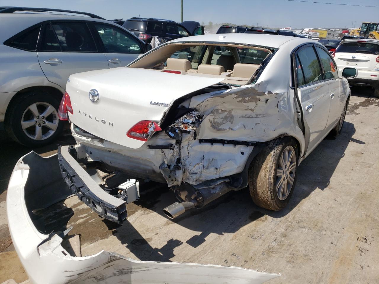 Photo 4 from auction – 2009 TOYOTA AVALON with VIN 4T1BK36B19U337842