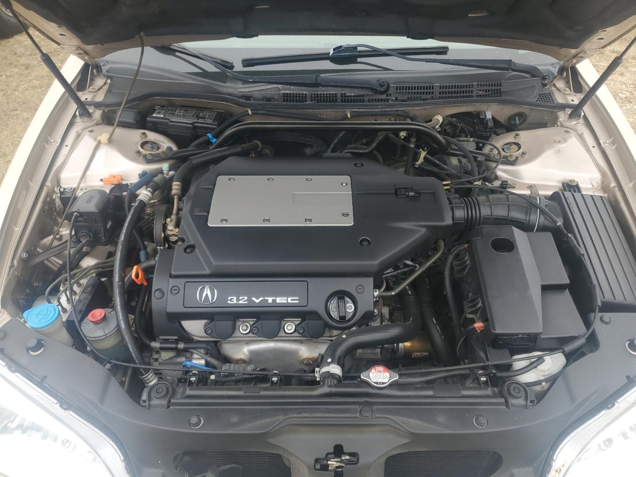 Photo 7 from auction – 2001 ACURA 3.2CL with VIN 19UYA424X1A004626