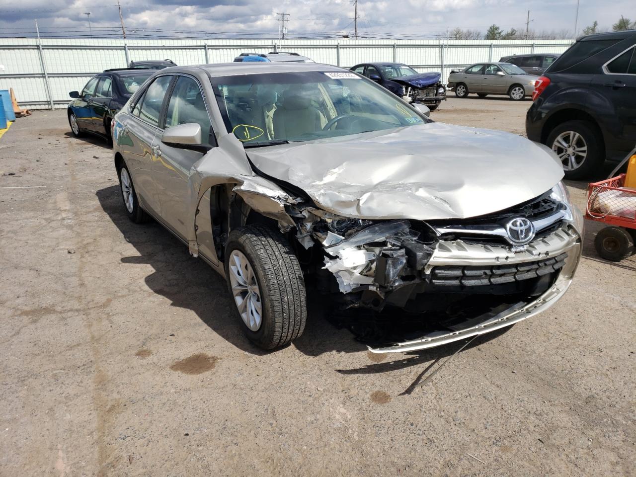 Photo 1 from auction – 2017 TOYOTA CAMRY LE with VIN 4T1BF1FKXHU702199