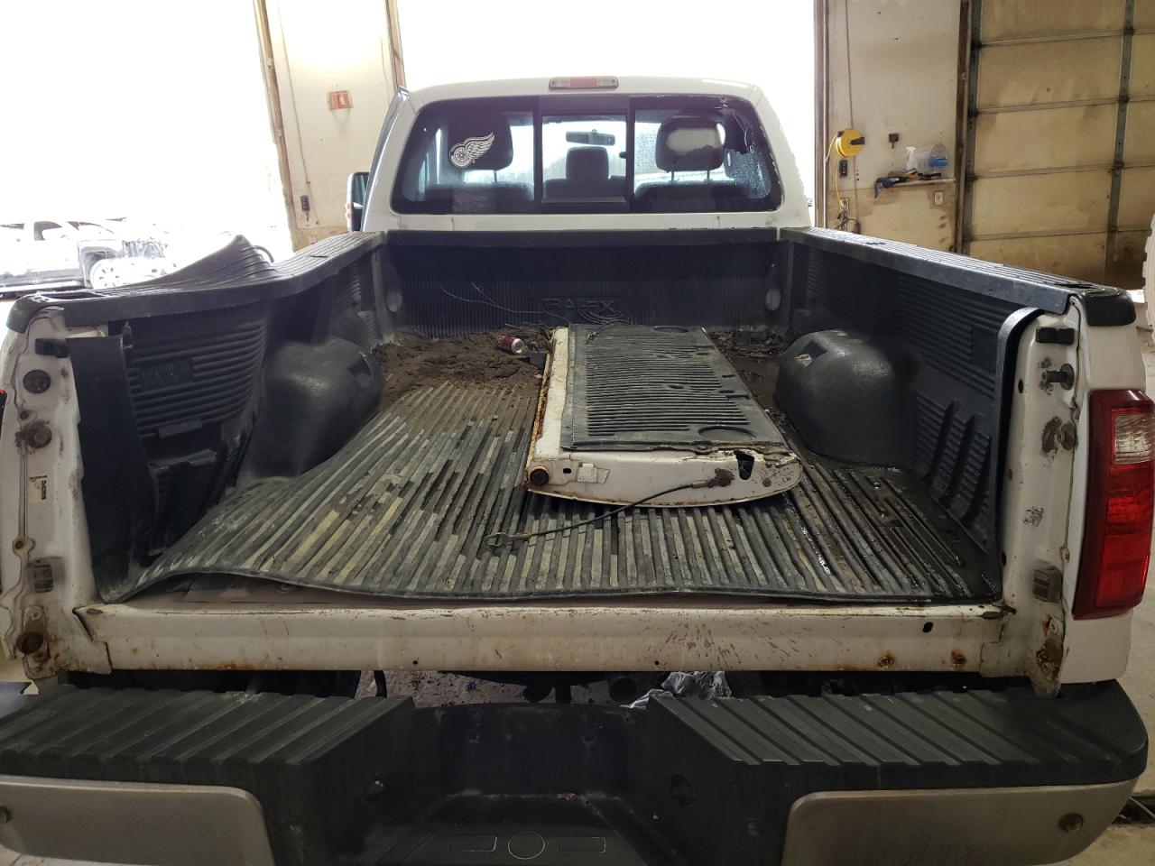 Photo 6 from auction – 2012 FORD F250 SUPER with VIN 1FTBF2B68CED11123