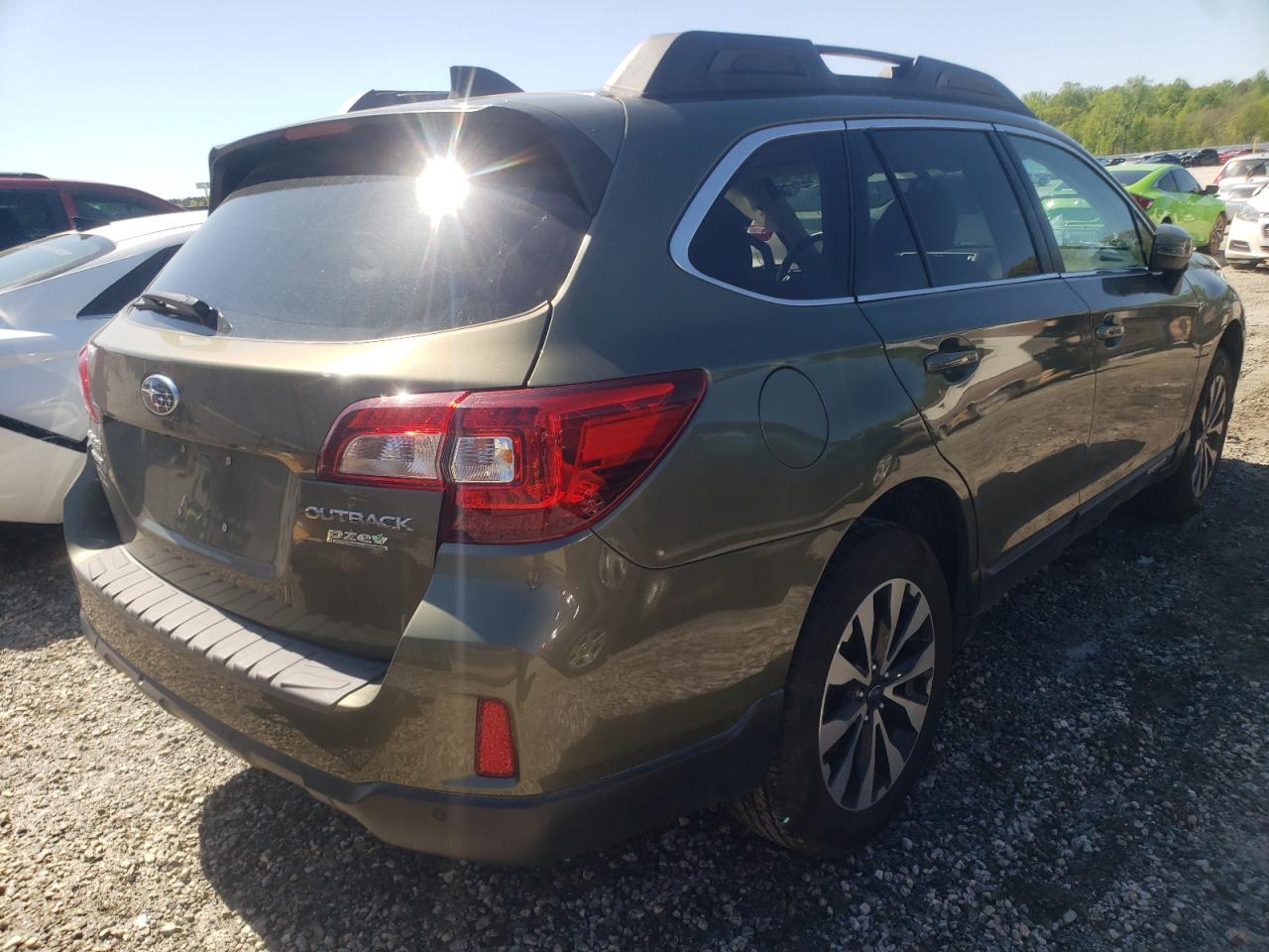 Photo 4 from auction – 2017 SUBARU OUTBACK 2. with VIN 4S4BSANCXH3250069