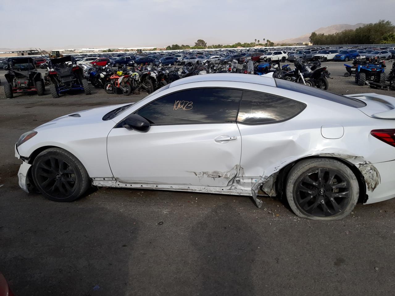 Photo 9 from auction – 2014 HYUNDAI GENESIS CO with VIN KMHHT6KD7EU119754