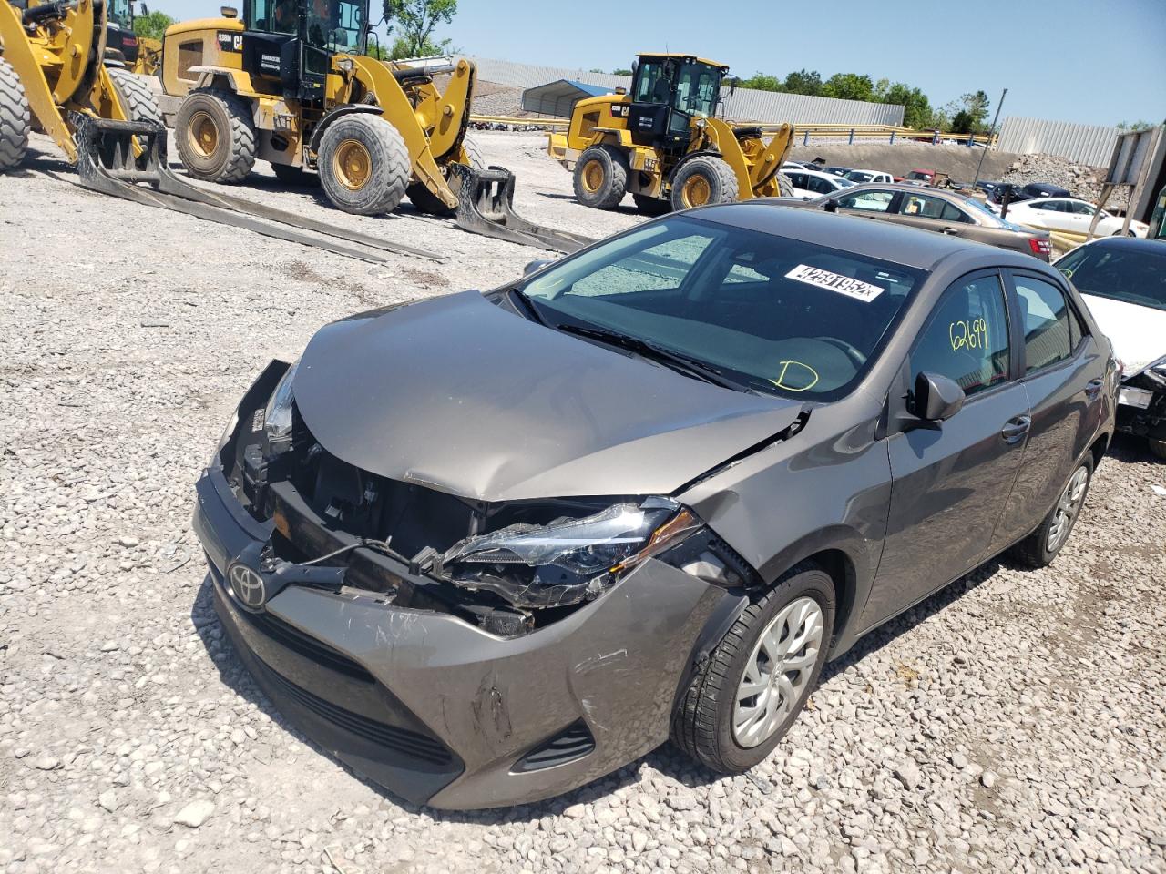 Photo 2 from auction – 2019 TOYOTA COROLLA L with VIN 5YFBURHE5KP898637
